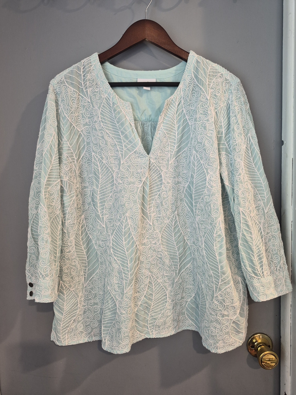 J.Jill Light Blue Embroidered V-Neck Women's Tunic Top